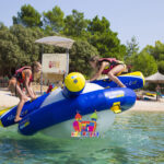 UFO bơm hơi size nhỏ